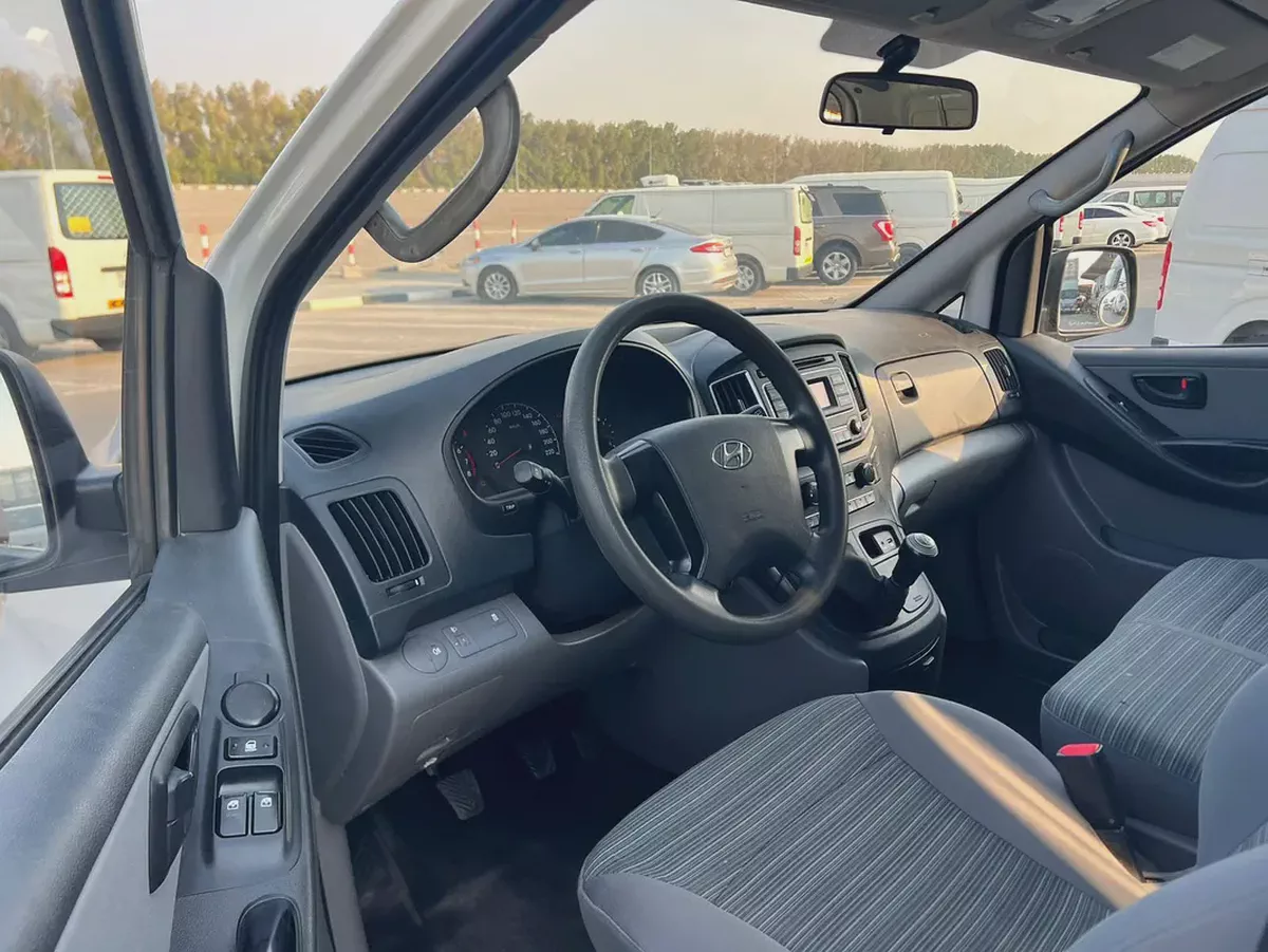 2021 Hyundai H1 | 3 Seats | Van | Manual | Petrol | GCC | Ref#1138-6-6