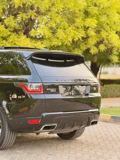 2018 Land Rover Range Rover Sport HSE | GCC Specs | Low Mileage-8