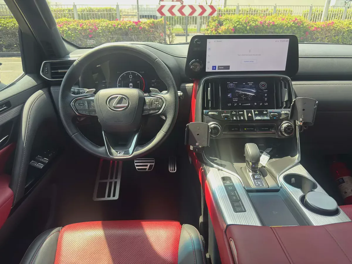 2025 Lexus LX 700h F-Sport GCC Specs Brand New Hybrid Luxury SUV-7-7