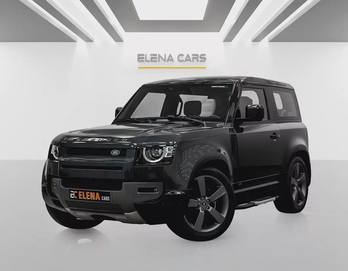 LAND ROVER DEFENDER 90 V8 Edition P525 - 2024 - GCC SPEC - EXCELLENT CONDITION
