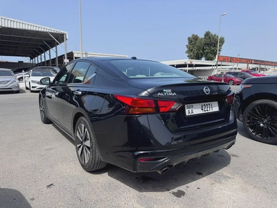 Nissan Altima SL 2019, American Specs - Excellent Condition-3