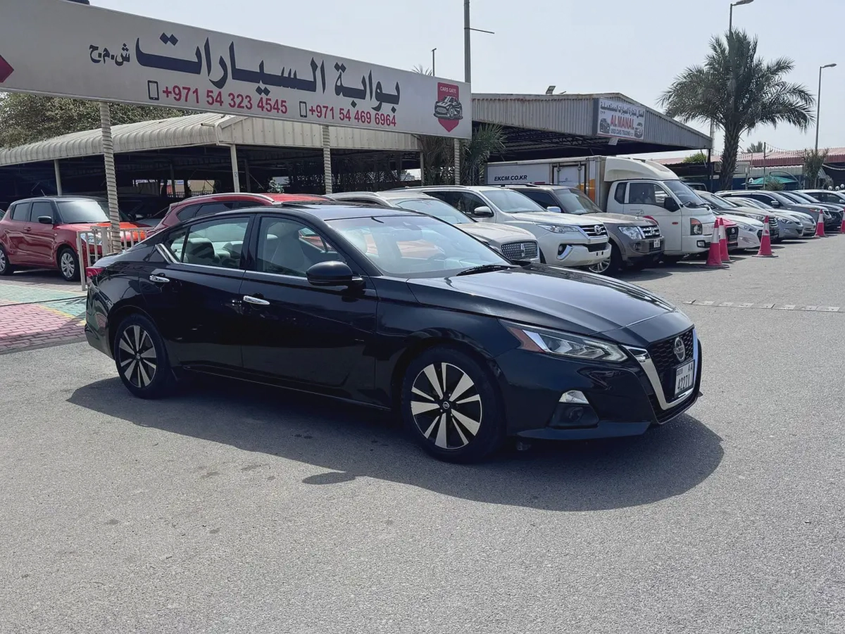 Nissan Altima SL 2019, American Specs - Excellent Condition-1-1