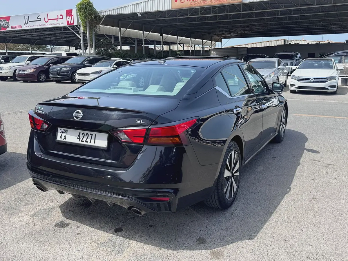 Nissan Altima SL 2019, American Specs - Excellent Condition-2-2