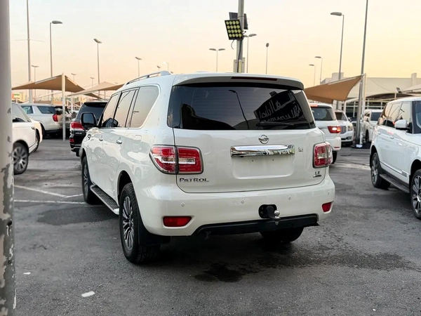 Nissan Patrol LE 2016, GCC Specs