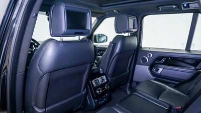 Land Rover Range Rover Vogue SE-10
