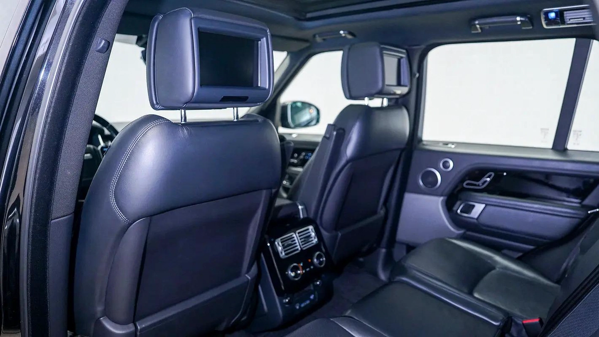 Land Rover Range Rover Vogue SE-10-10