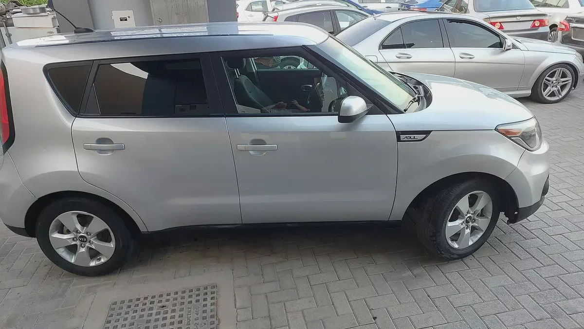 2019 Kia Soul S - American Specs - Excellent Condition-2-2