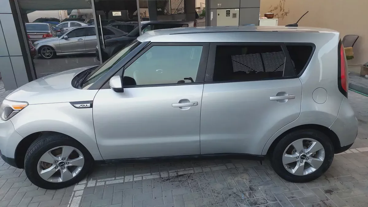 2019 Kia Soul S - American Specs - Excellent Condition-7-7