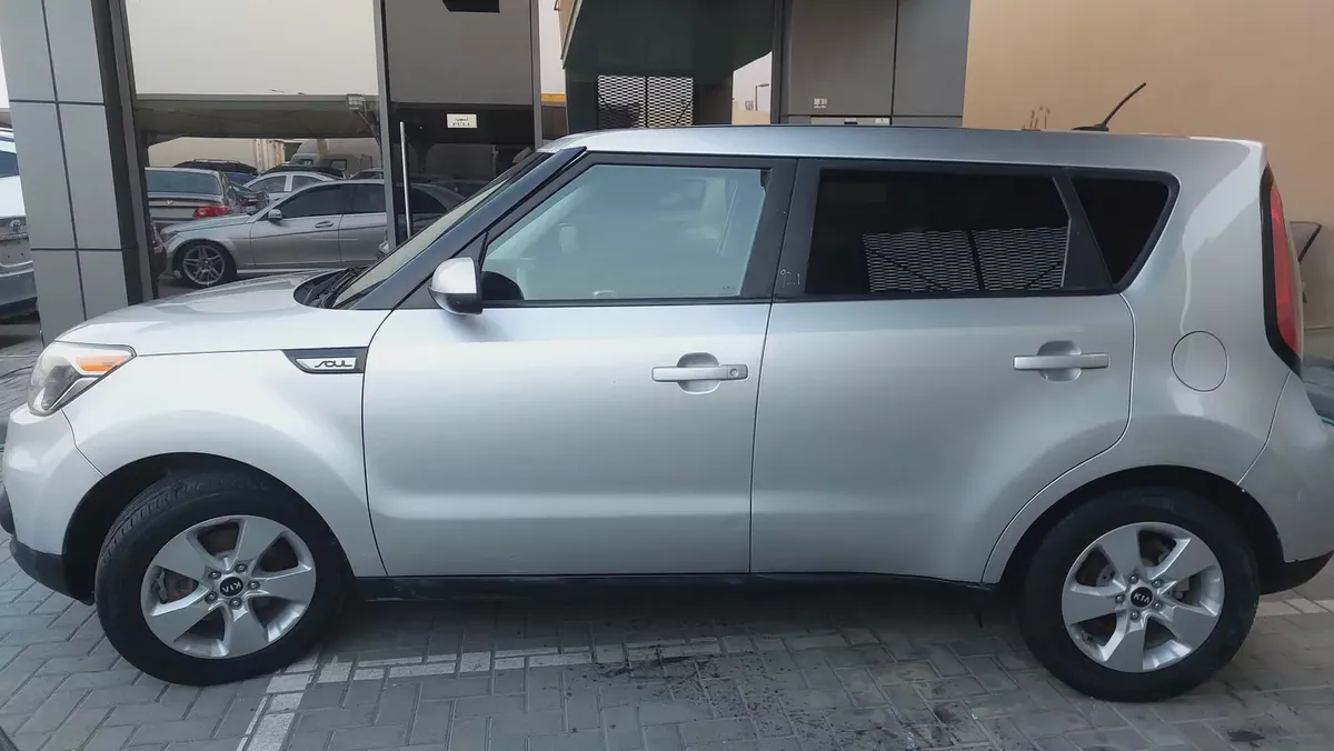 2019 Kia Soul S - American Specs - Excellent Condition-8-8