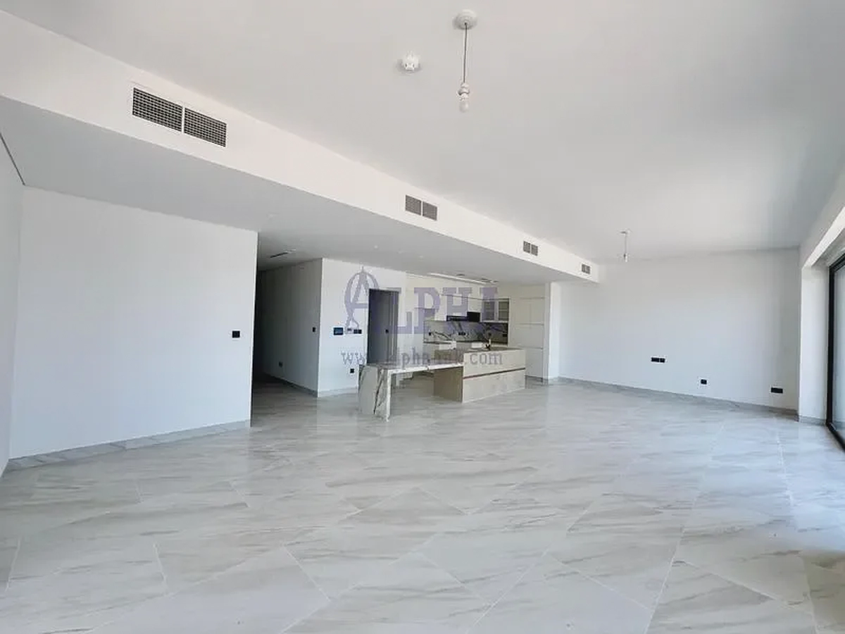 Brand New | On the Beach | Spacious-5-5