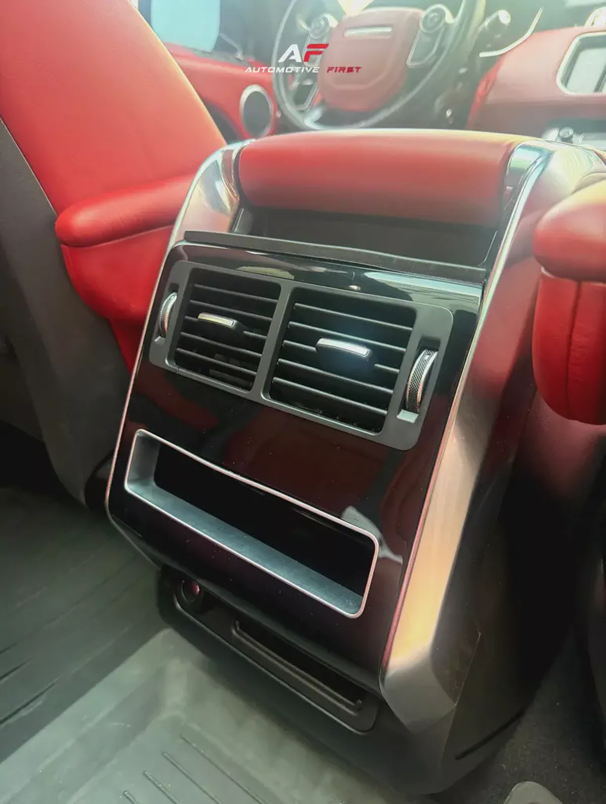 2015 Land Rover Range Rover Sport HSE  - European Specs-14-14