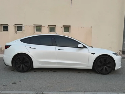 Tesla Model 3 Standard Plus 2024 GCC Specs-3
