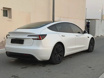 Tesla Model 3 Standard Plus 2024 GCC Specs-4