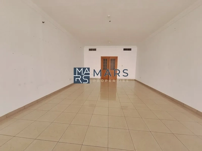 Where Luxury City Living Reaches New Heights. {4BHK Sea View } Al Majaz3-2