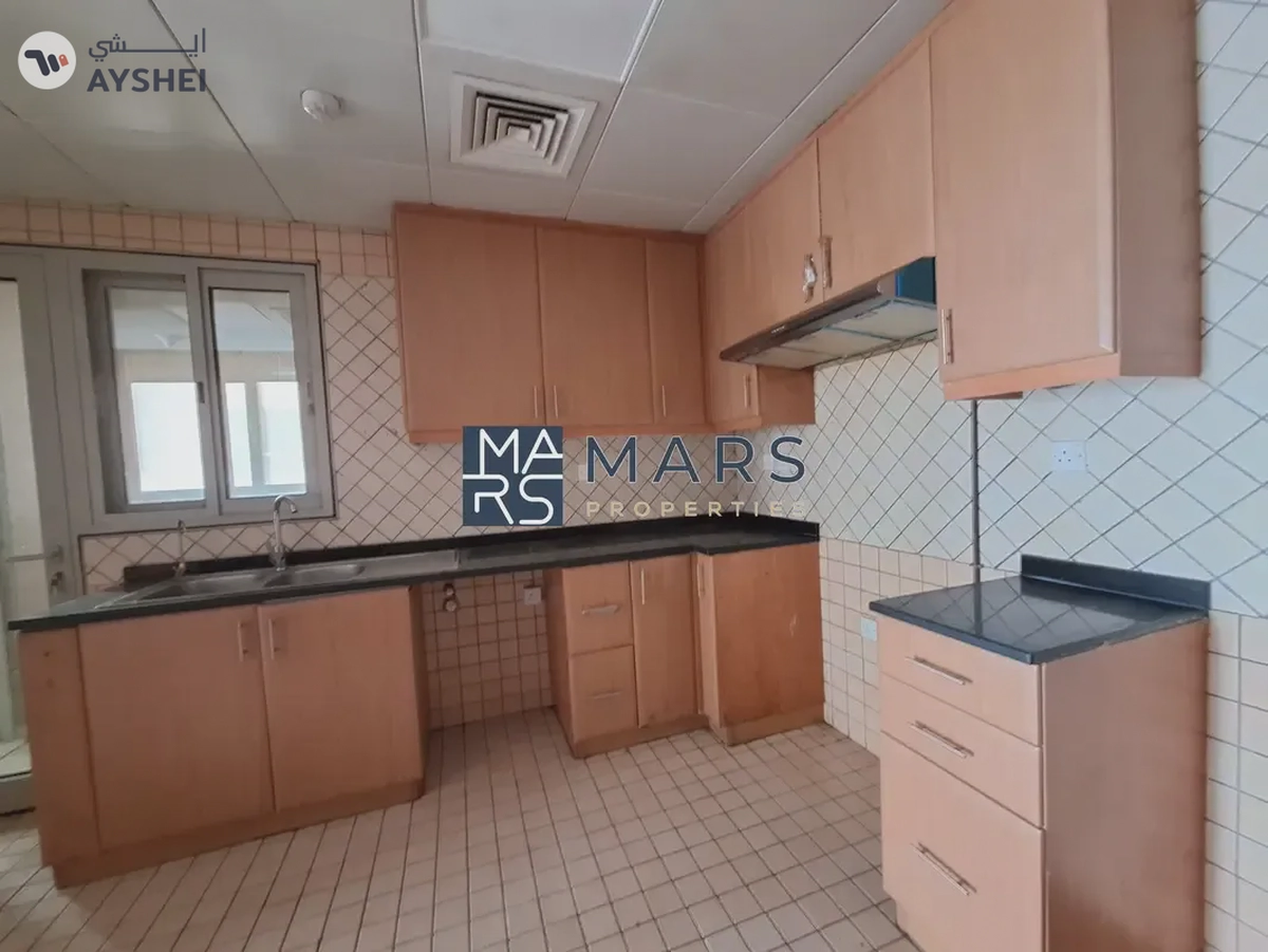 Where Luxury City Living Reaches New Heights. {4BHK Sea View } Al Majaz3-5-5