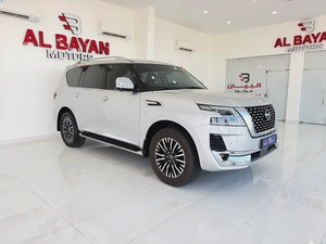 نيسان باترول بلاتينيوم V8 فضي / احمر خليجي المسعود Nissan Patrol LE Platinum 2023 - GCC Specs