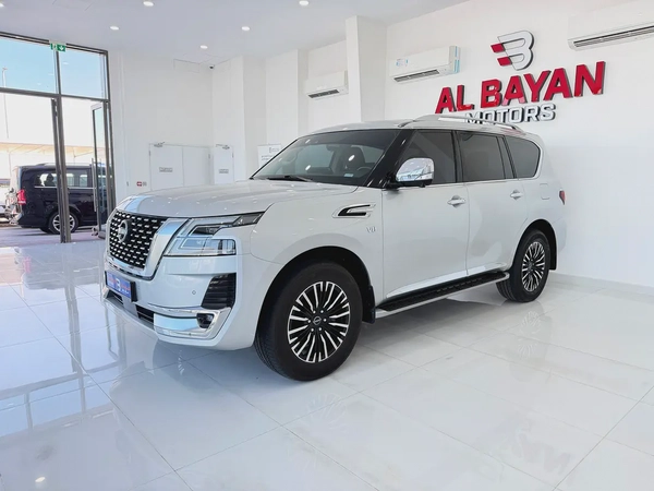 نيسان باترول بلاتينيوم V8 فضي / احمر خليجي المسعود Nissan Patrol LE Platinum 2023 - GCC Specs