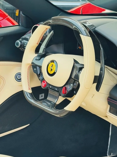 FERRARI F8 SPIDER 2022 full carbon  low mileage full service history-16