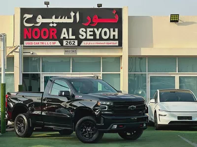 2022 Chevrolet Silverado 1500 LT Trail Boss | GCC Specs ORIGINAL PAINT PERFECT CONDITION FULL SERVI-0