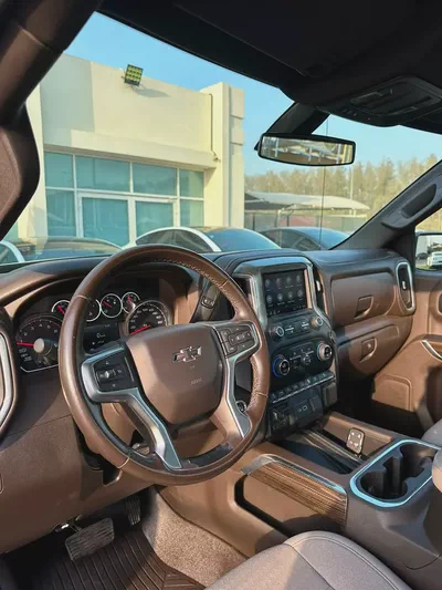 2022 Chevrolet Silverado 1500 LT Trail Boss | GCC Specs ORIGINAL PAINT PERFECT CONDITION FULL SERVI-6