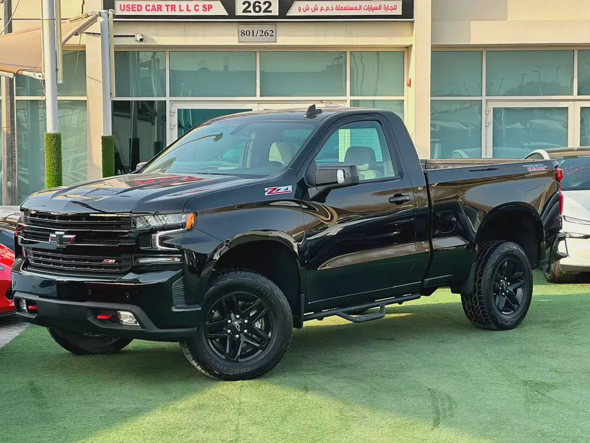 2022 Chevrolet Silverado 1500 LT Trail Boss | GCC Specs ORIGINAL PAINT PERFECT CONDITION FULL SERVI-2-2