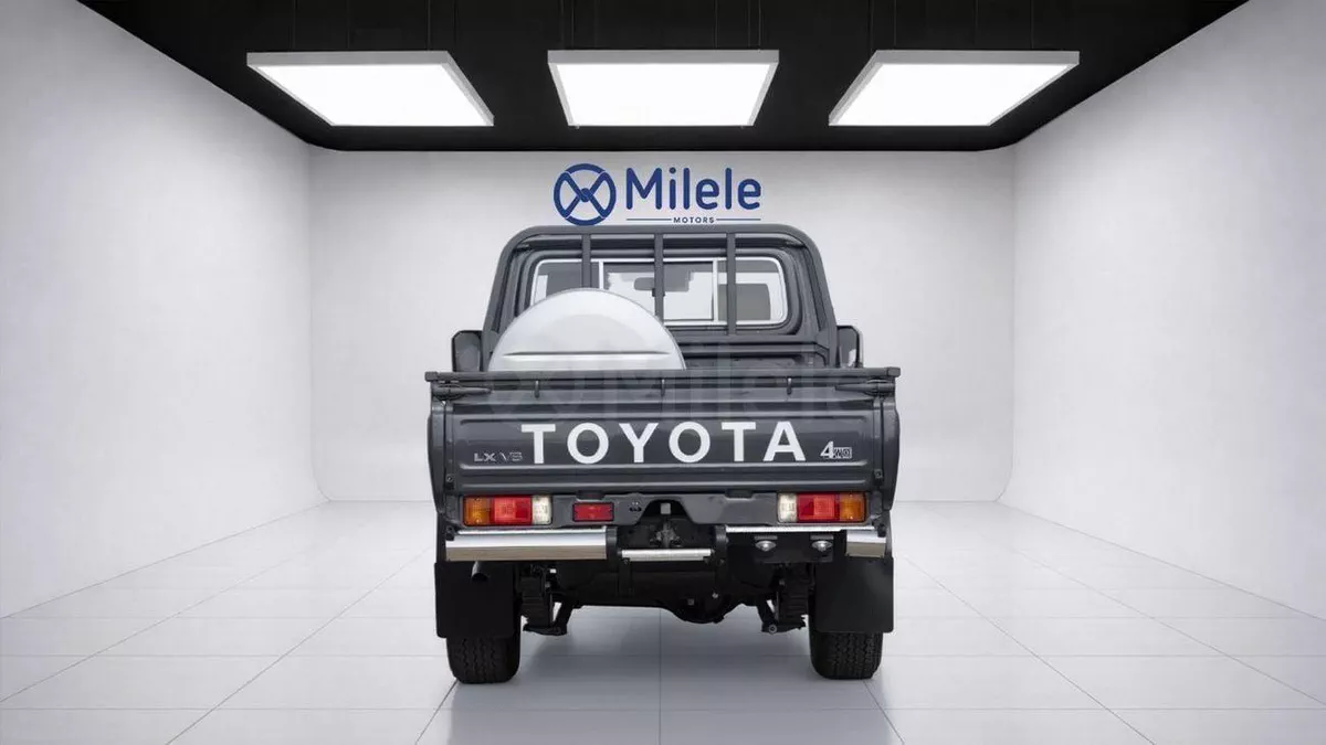 Toyota Land Cruiser Pickup 70 LX SC-7-0