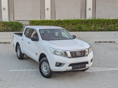 NISSAN NAVARA 2022 GCC 4X4 V4 2.5L AUTOMATIC LOW MILEAGE IN EXCELLENT CONDITION-0