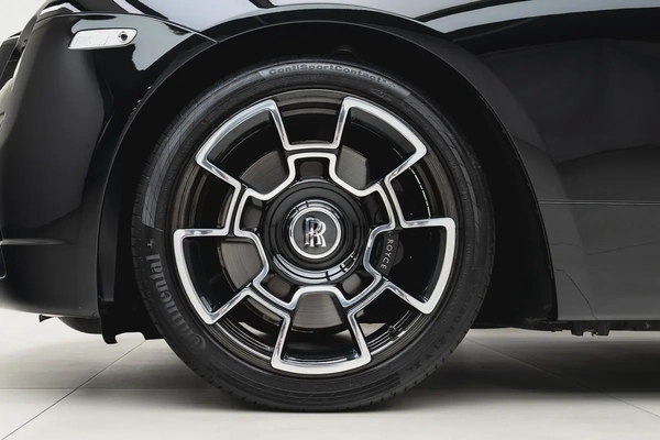2019 ROLLS ROYCE WRAITH. GCC. BESPOKE AUDIO. 4 BUTTONS. STARLIGHT.