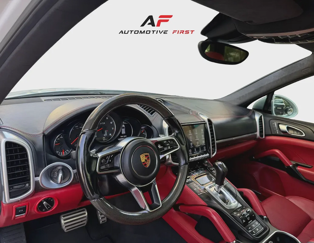 2016 Porsche Cayenne GTS | GCC Specs