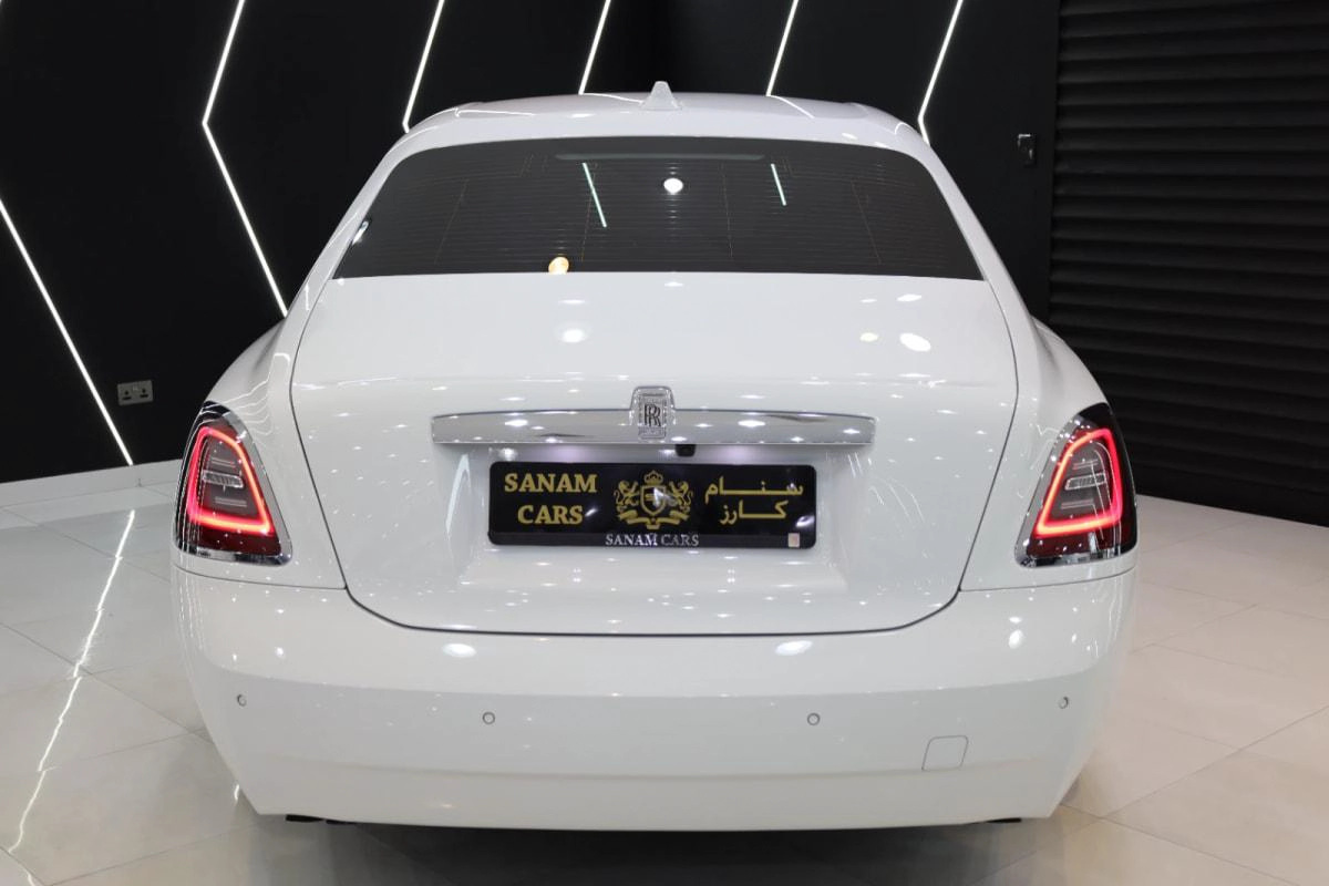 Rolls-Royce Ghost-12-12