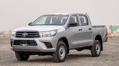 Toyota Hilux (LHD) TOYOTA HILUX DC 2.4D MT 4X4 P.WINDOW MY2025 – SILVER-2