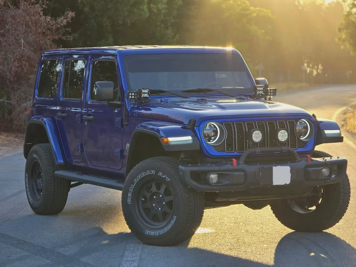 Jeep Wrangler Unlimited Rubicon 2018 | GCC Specs | Off-Road Ready | Perfect condition | Orginal pain