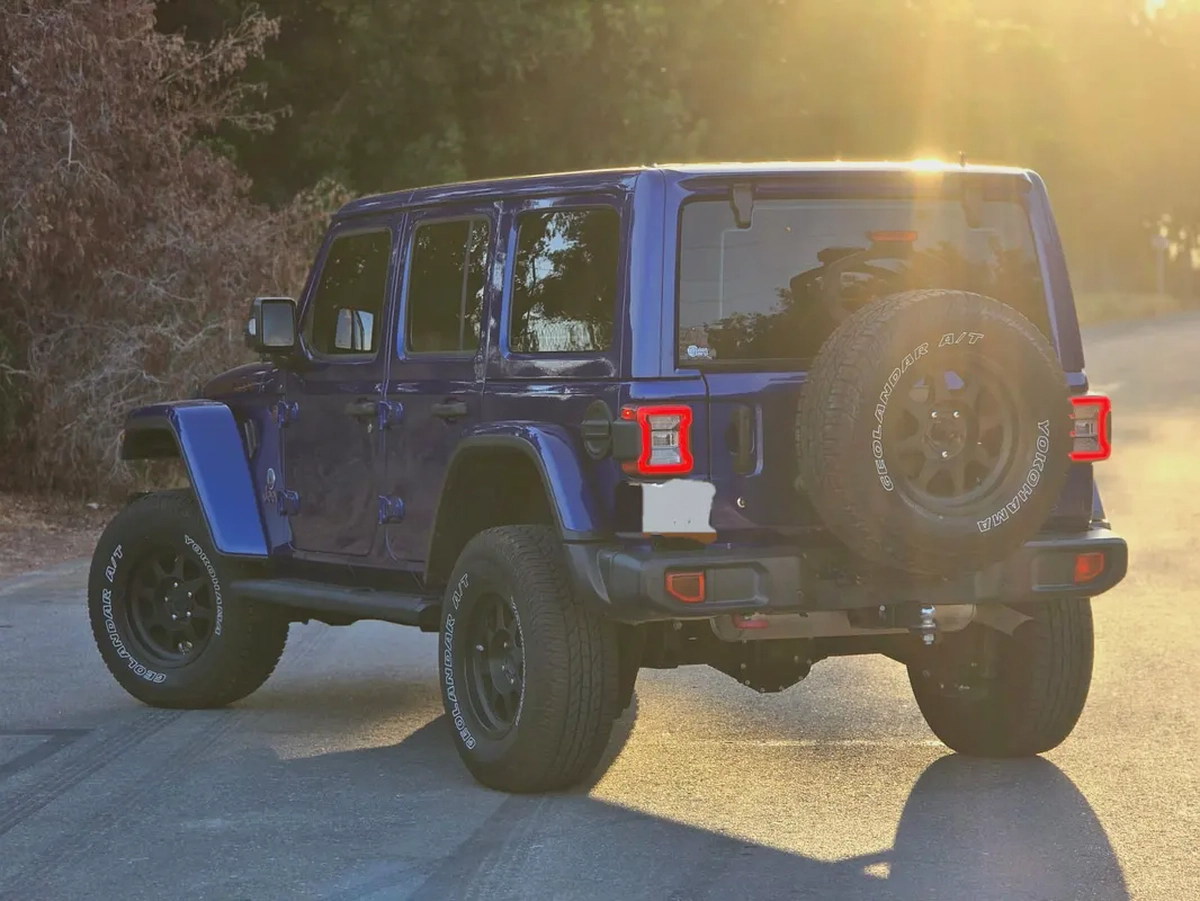 Jeep Wrangler Unlimited Rubicon 2018 | GCC Specs | Off-Road Ready | Perfect condition | Orginal pain