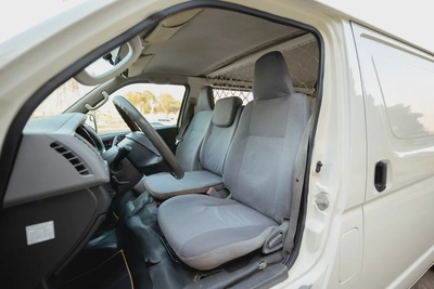 Toyota Hiace Standard Roof | Delivery Van | GCC Specs | Ref#T42275-8