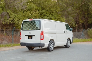 Toyota Hiace Standard Roof | Delivery Van | GCC Specs | Ref#T42275