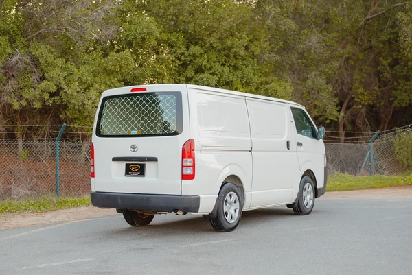 Toyota Hiace Standard Roof | Delivery Van | GCC Specs | Ref#T42275