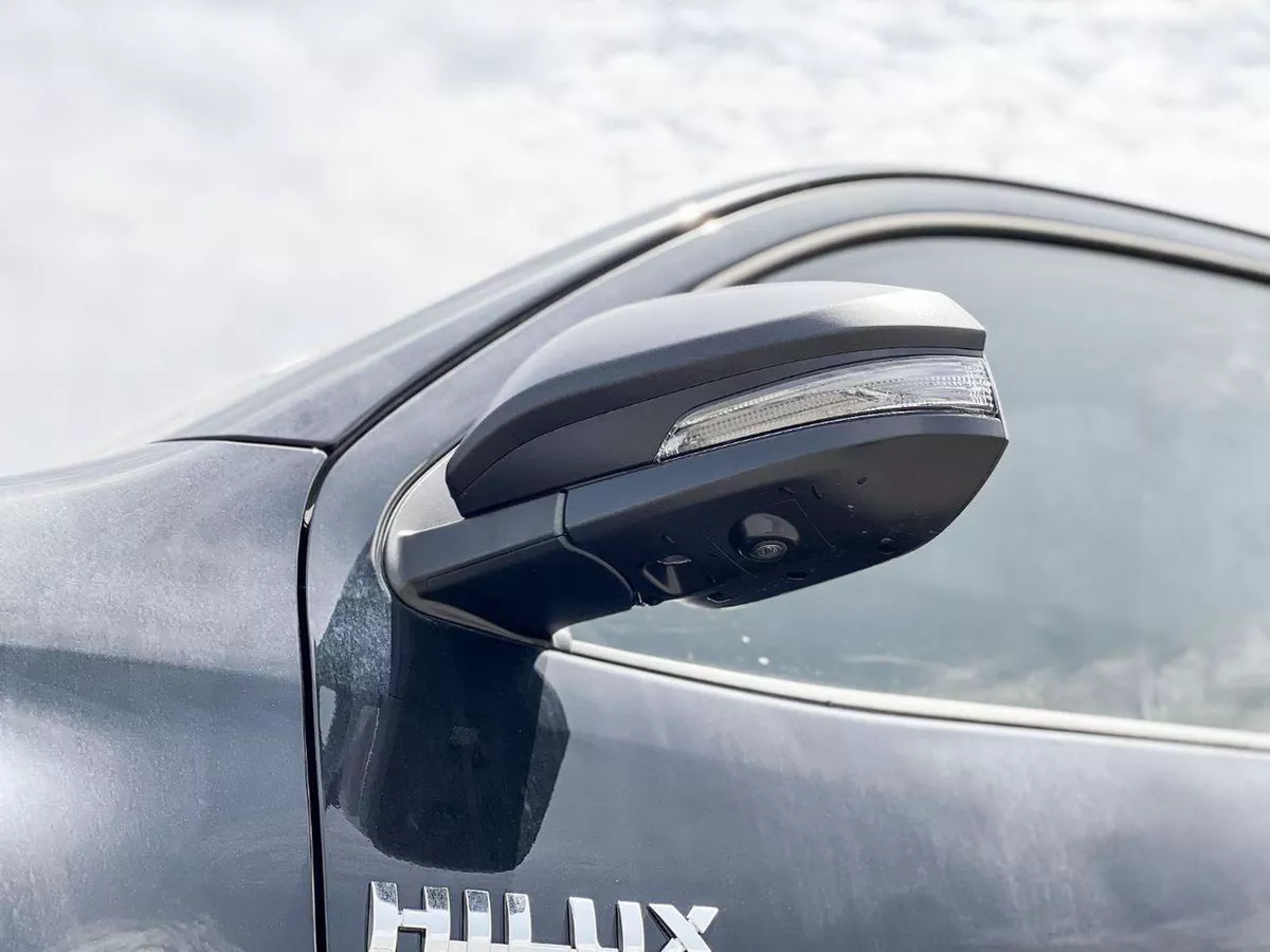 Toyota Hilux Hilux Adventure 2.8L Diesel EXPORT ONLY - HILUX ADVENTURE 2.8L DSL (WITH AIR COMPRESSOR)-11-0