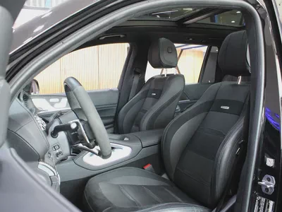 2024 - Mercedes-Benz GLS 63 AMG with warranty for 390,000.00 AED-8