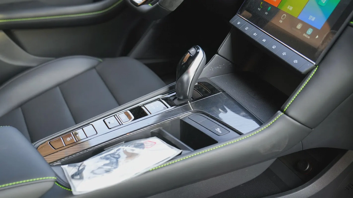 2025 MG-6 1.5L TURBO XLINE TROPHY LUXURY CHINA SPECS
