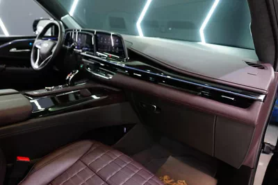 Cadillac Escalade ESV Sport Platinum-10