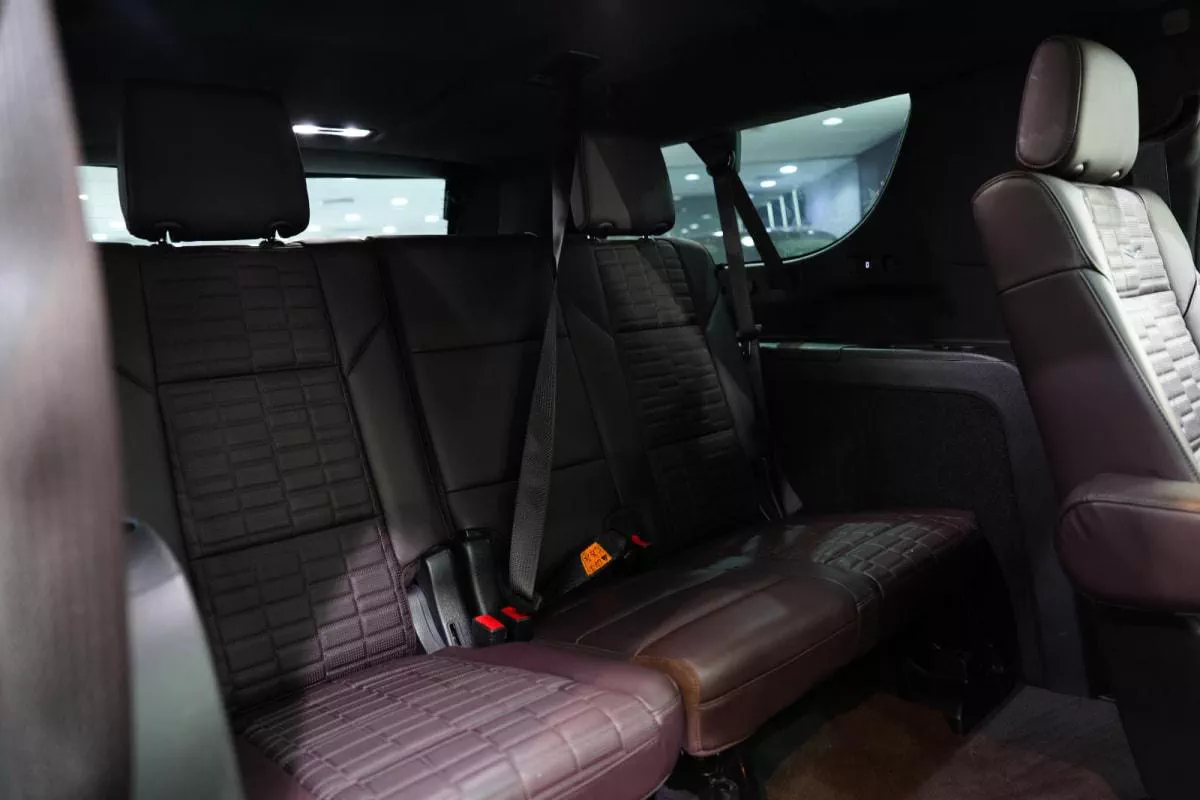 Cadillac Escalade ESV Sport Platinum-6-6