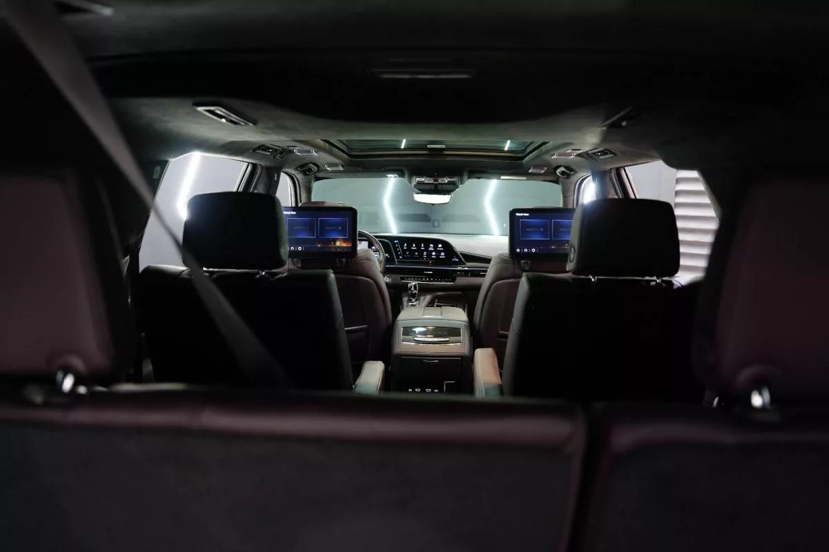 Cadillac Escalade ESV Sport Platinum-1-1