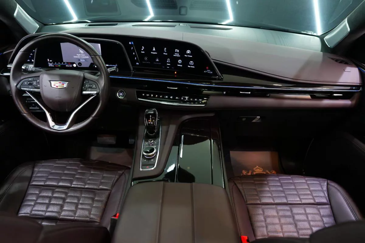 Cadillac Escalade ESV Sport Platinum-7-7