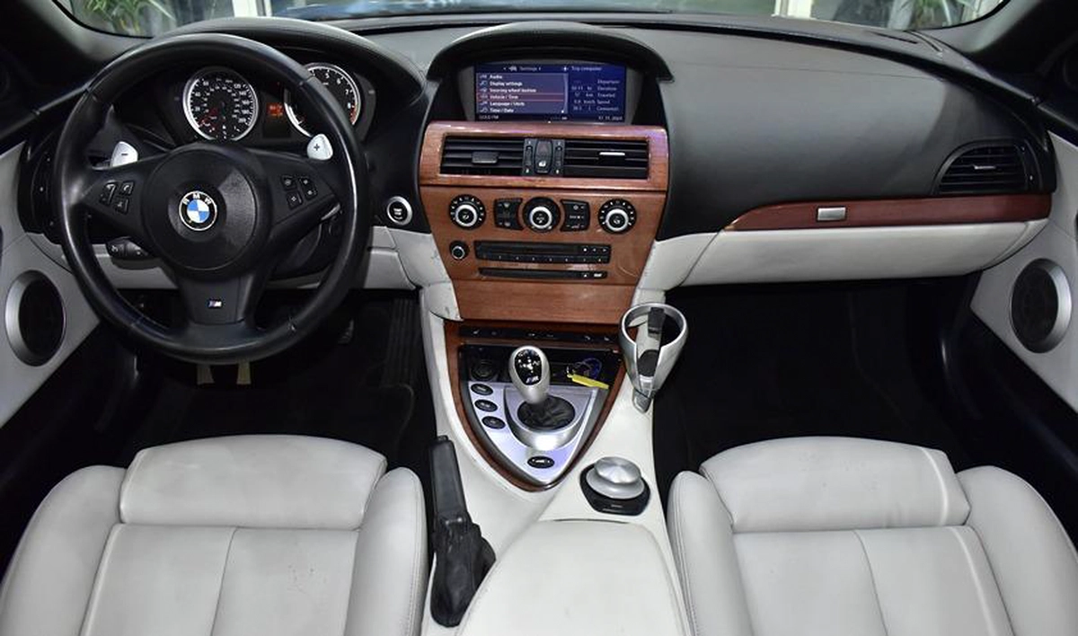 BMW M6 Convertible ( 2008 Model ) in Gray Color American Specs-10-10