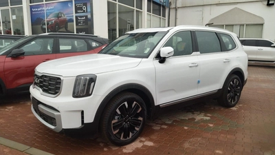 KIA TELLURIDE GT LINE-0