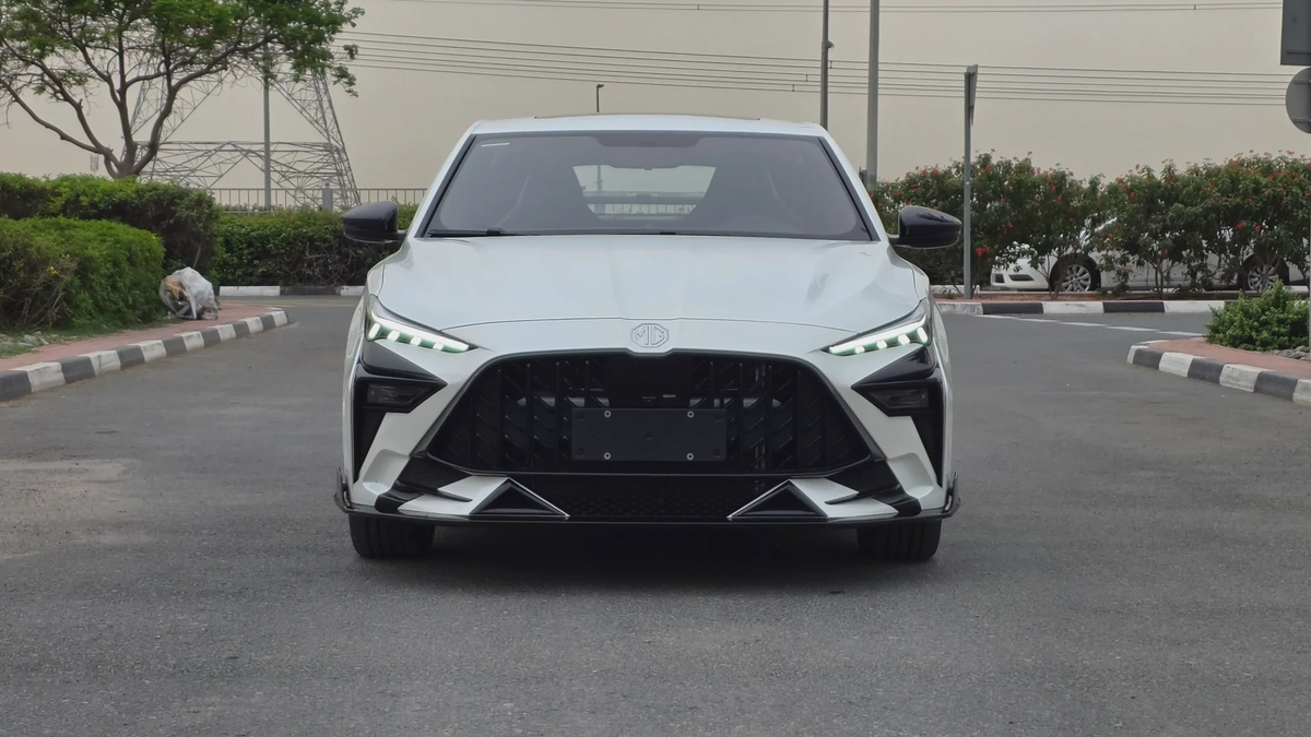 MG MG6 X-LINE (White)-2-2