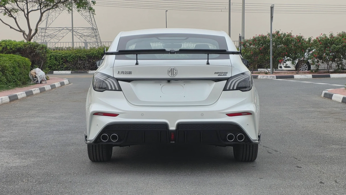 MG MG6 X-LINE (White)-11-11