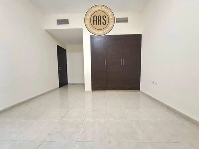 In prime location huge 2bhk with Balcony Wardrobes-12