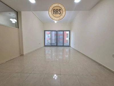 In prime location huge 2bhk with Balcony Wardrobes-0