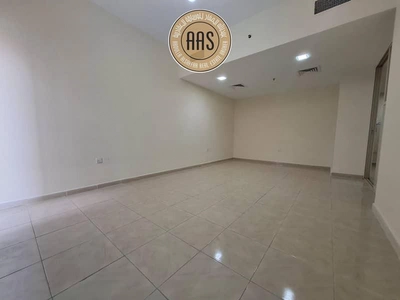 In prime location huge 2bhk with Balcony Wardrobes-5